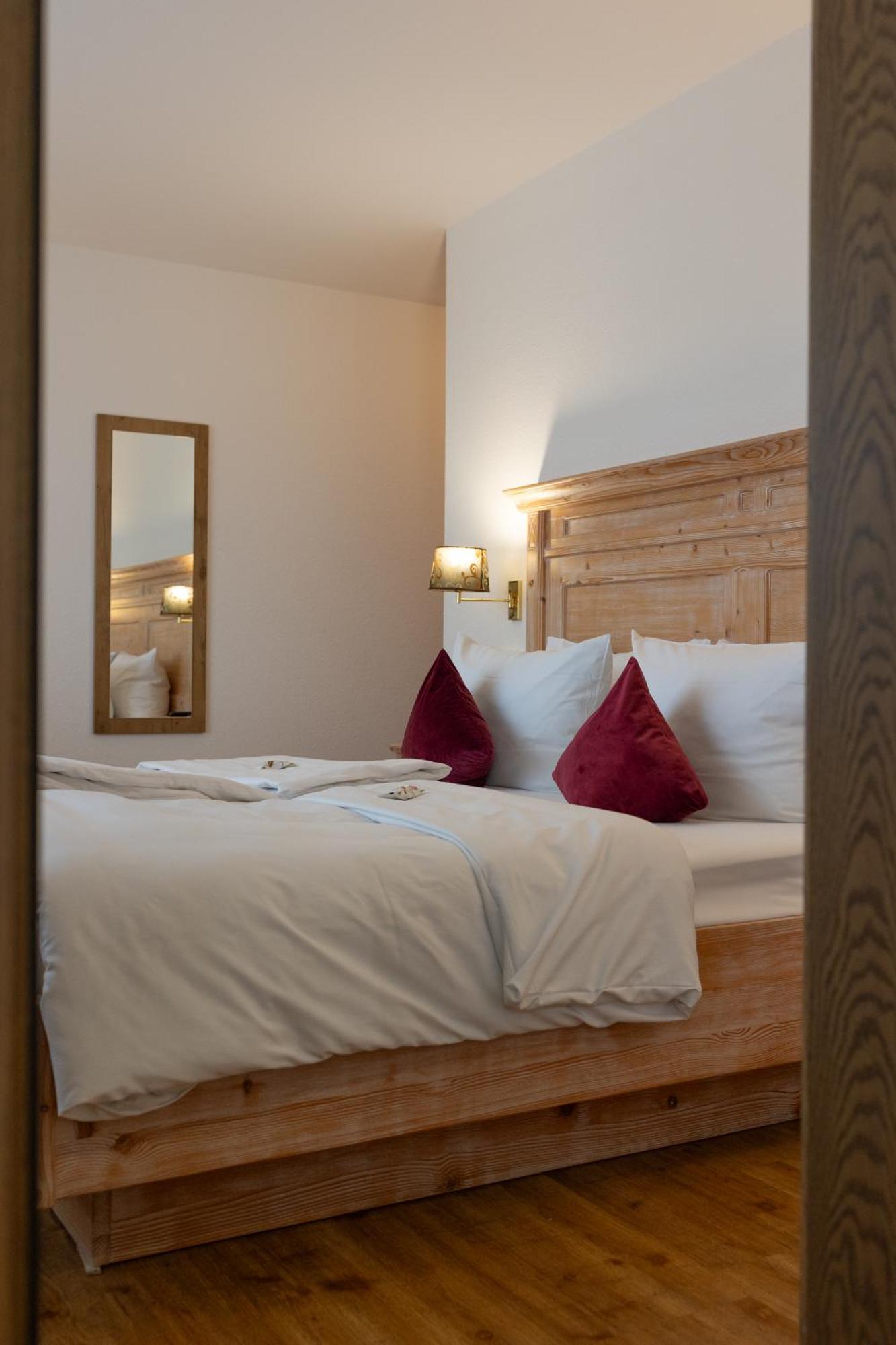 Hotel Kuebler Wendelstein Ngoại thất bức ảnh